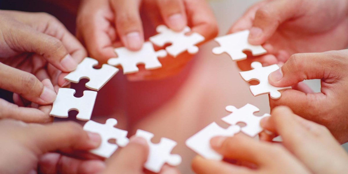 Bild zum Kurs Generationen im Dialog: Konflikte im modernen Arbeitsalltag verstehen und lösen | Copyright: canva patcharin saenlakon